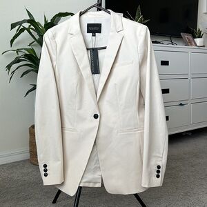Beautiful Long and lean blazer